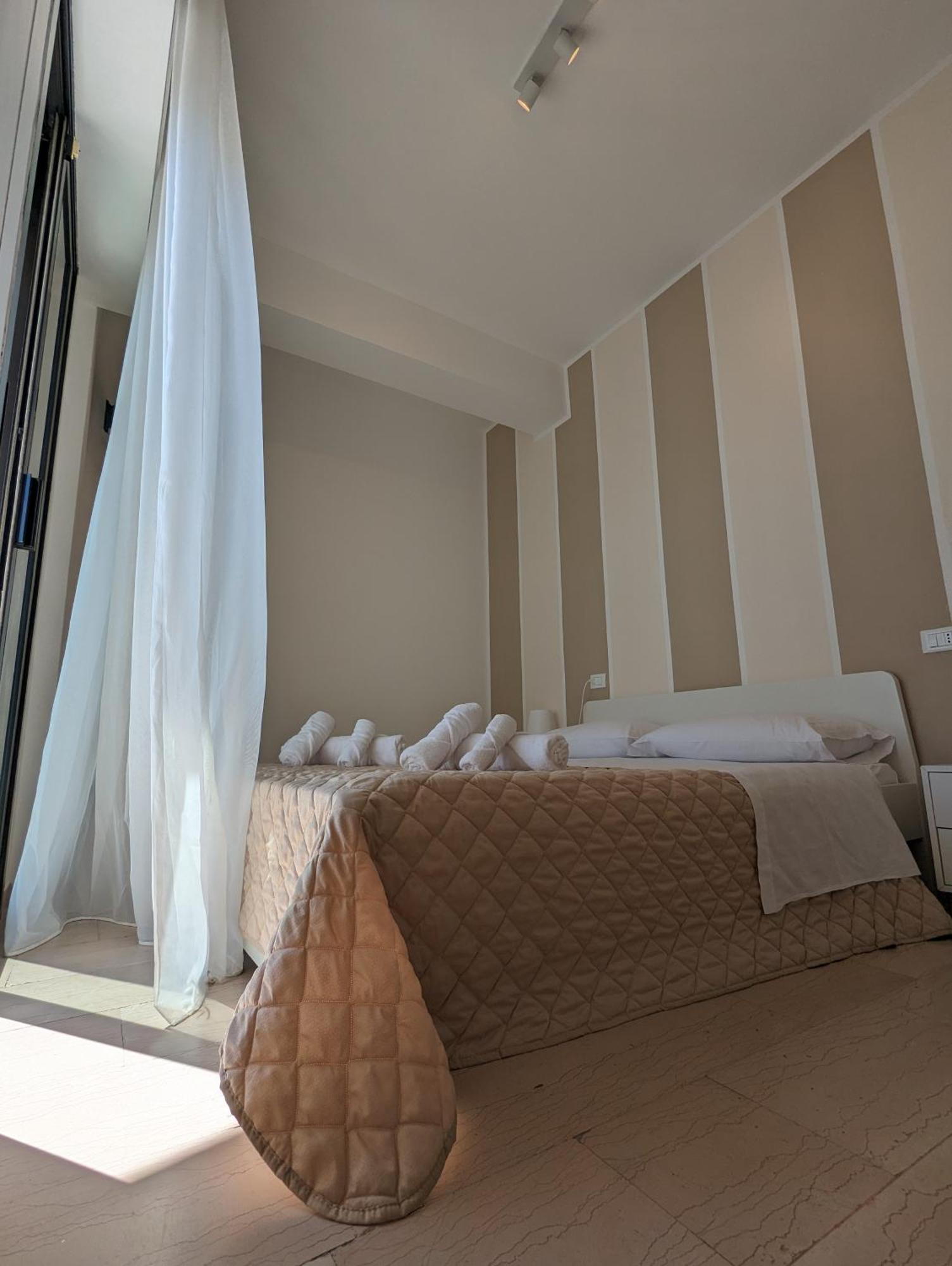 Grand Meeting Hotel Римини Экстерьер фото